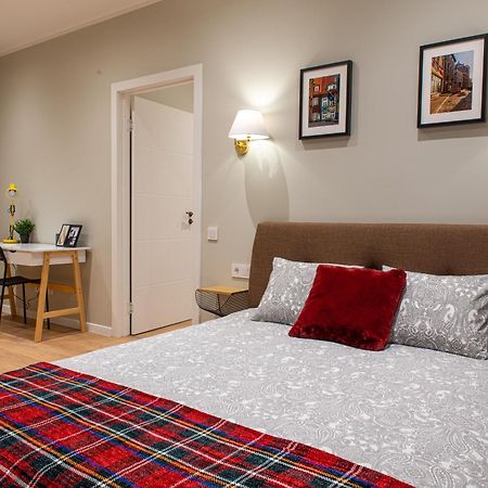 Friends And Family Vacation Apartments Рига Екстер'єр фото