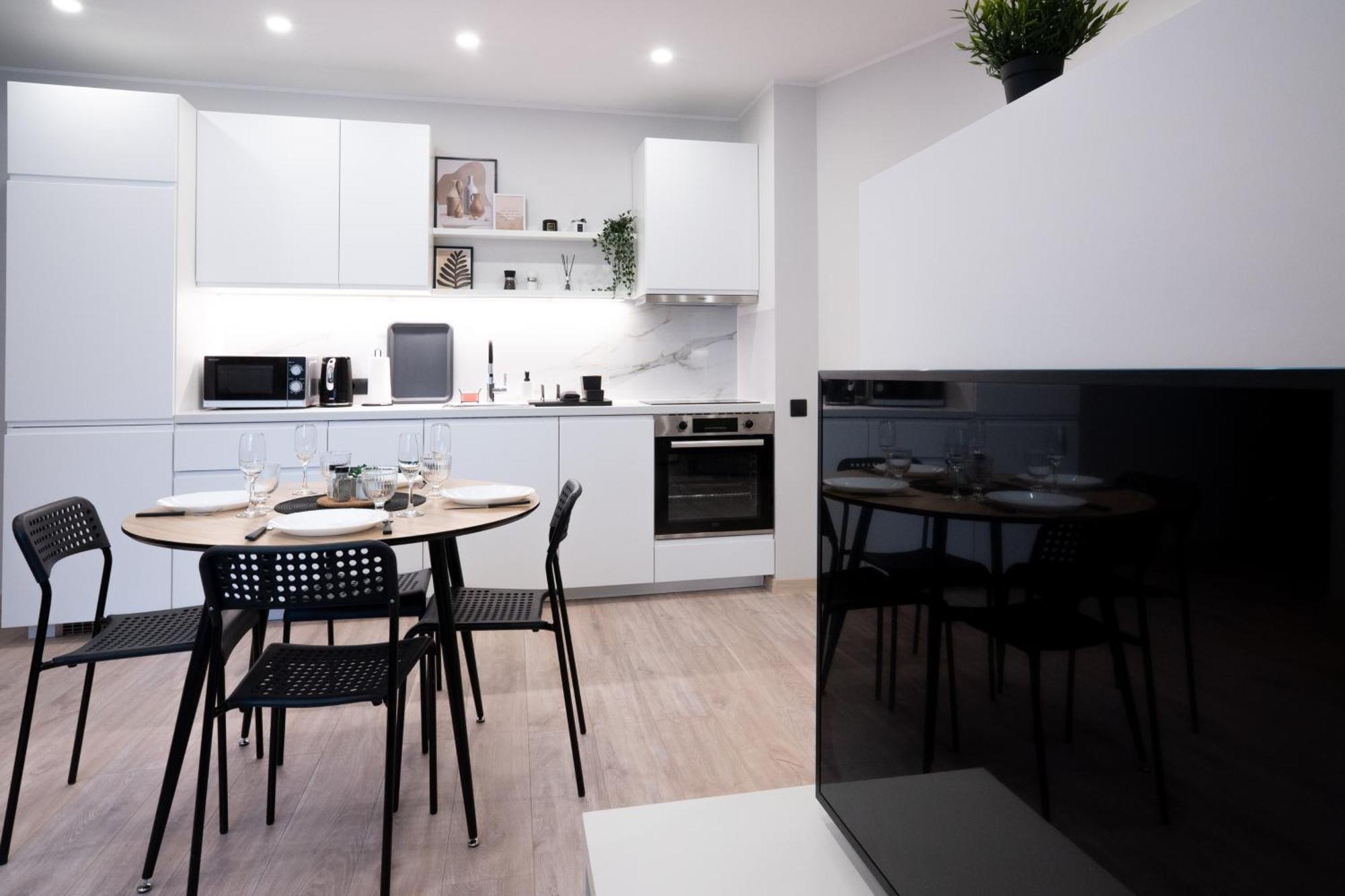 Friends And Family Vacation Apartments Рига Екстер'єр фото